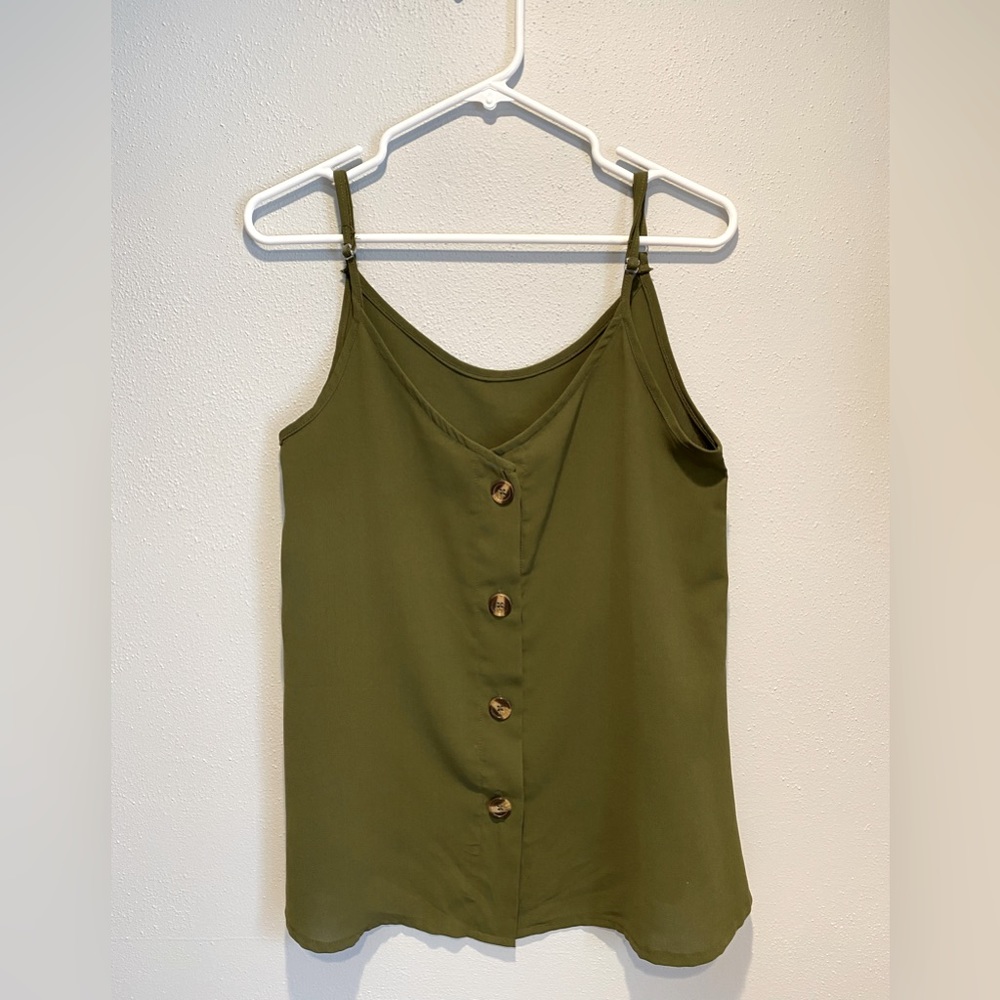 Amazon green tank top.